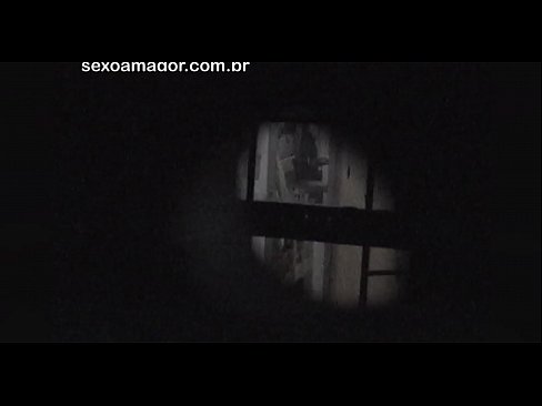 ❤️ Rubia es grabada en secreto por un voyeur del barrio escondido detrás de unos ladrillos huecos ❌ Video de sexo en es.xxxpornolive.ru ❌️