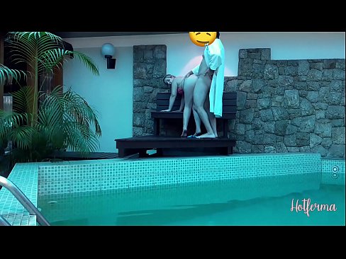 ❤️ El jefe invita a la criada a la piscina, pero no pudo resistirse a una caliente ❌ Video de sexo en es.xxxpornolive.ru ❌️